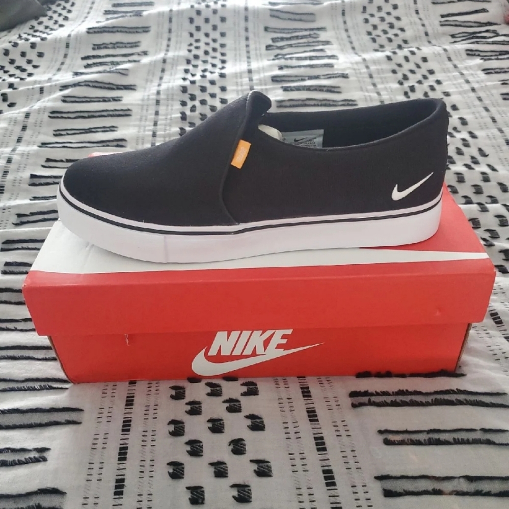 Nike shoes